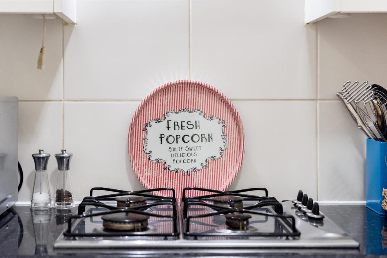 Heart Of Ealing Apartment With Garden ロンドン エクステリア 写真